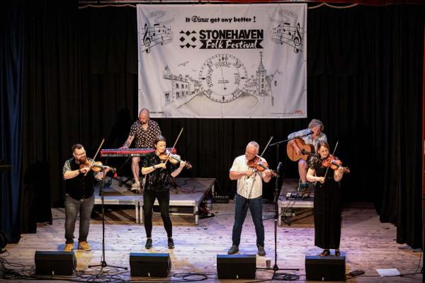 MazzCummingsConcertBlazinFiddles 2